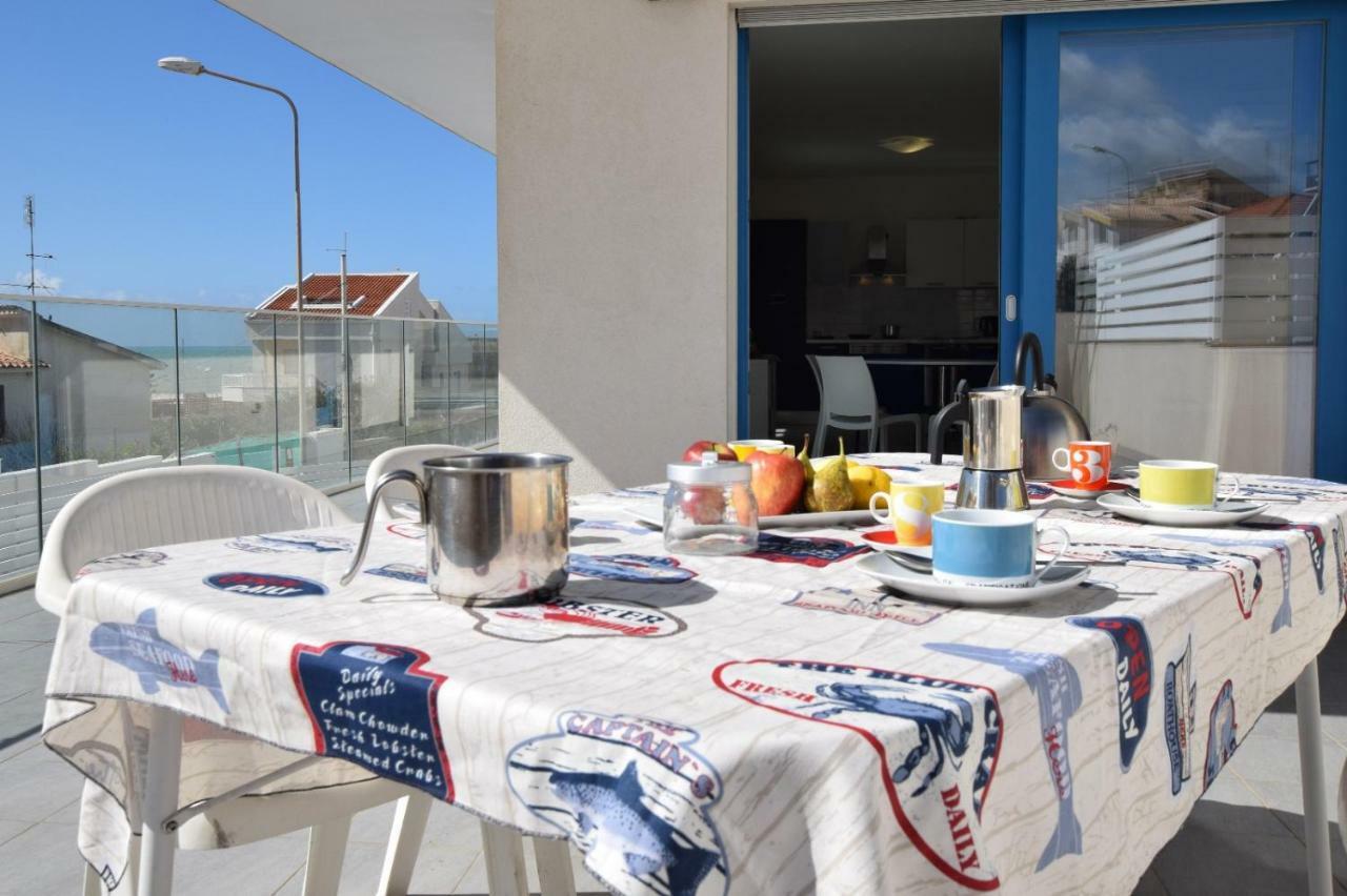 Delposto Marina Di Ragusa Prl Eksteriør bilde
